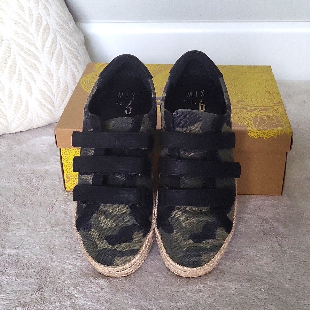 Camo Printed Canvas